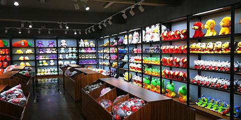 雄安新区传统产业转型记 从玩具销售看‘腾笼换鸟、筑巢引凤’战略实践